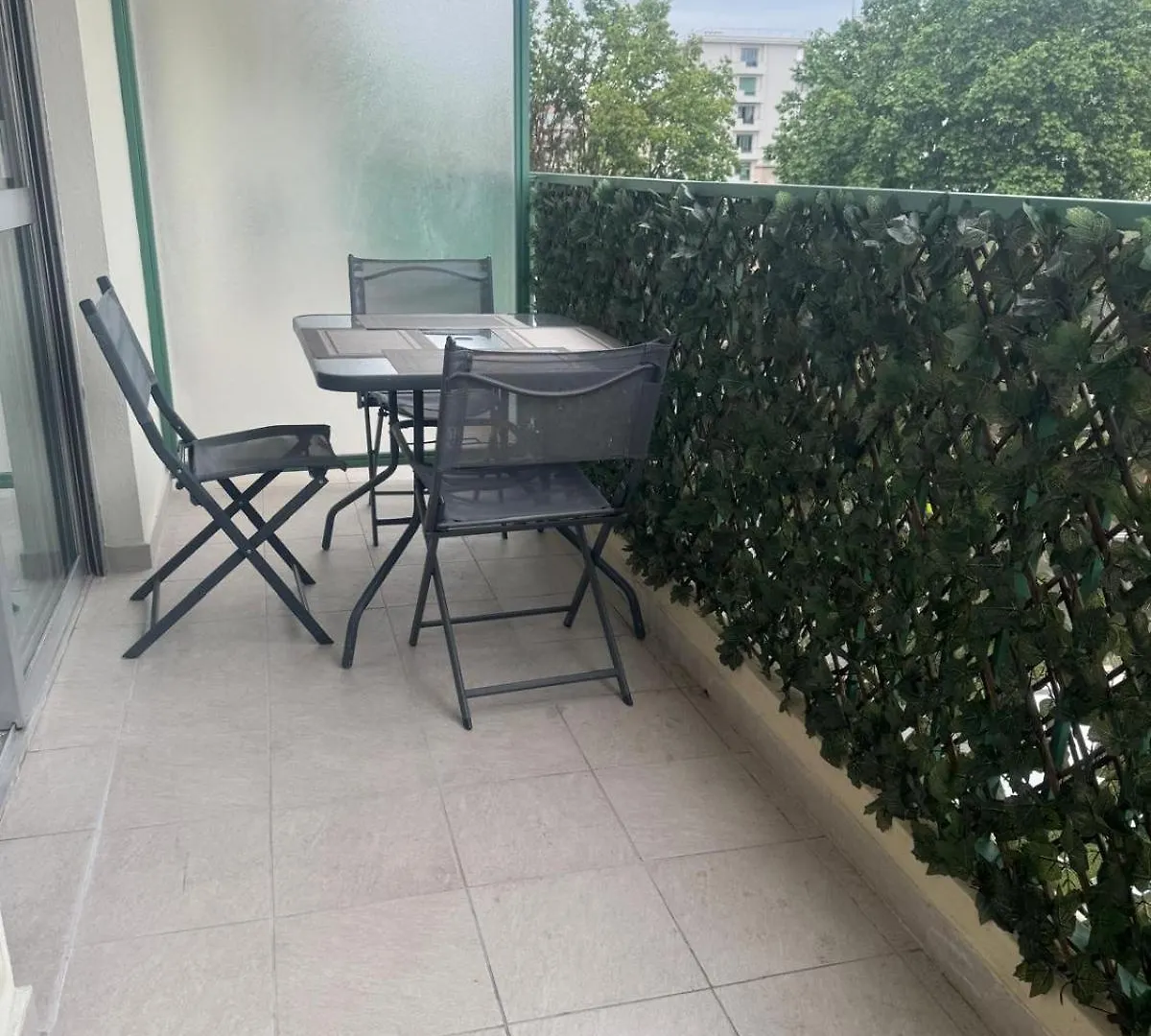 Superbe 2 Pieces A 50 M De La Promenade Des Anglais Nice 0*,  France